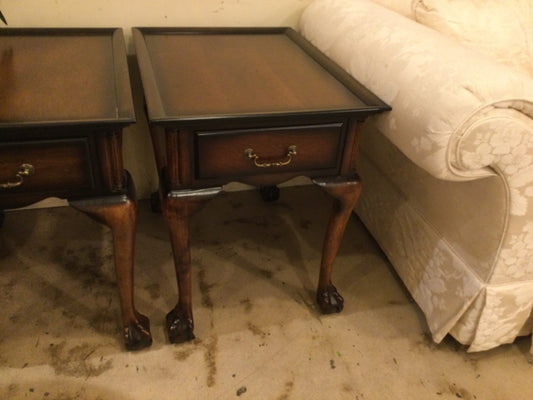 Bombay Company End Table