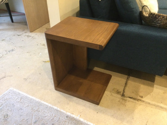 Article End Table